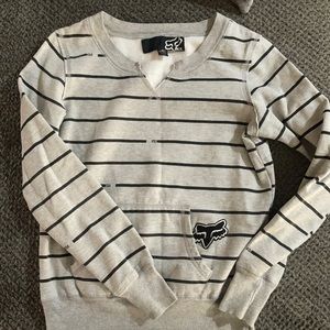 Women’s Fox sweatshirt